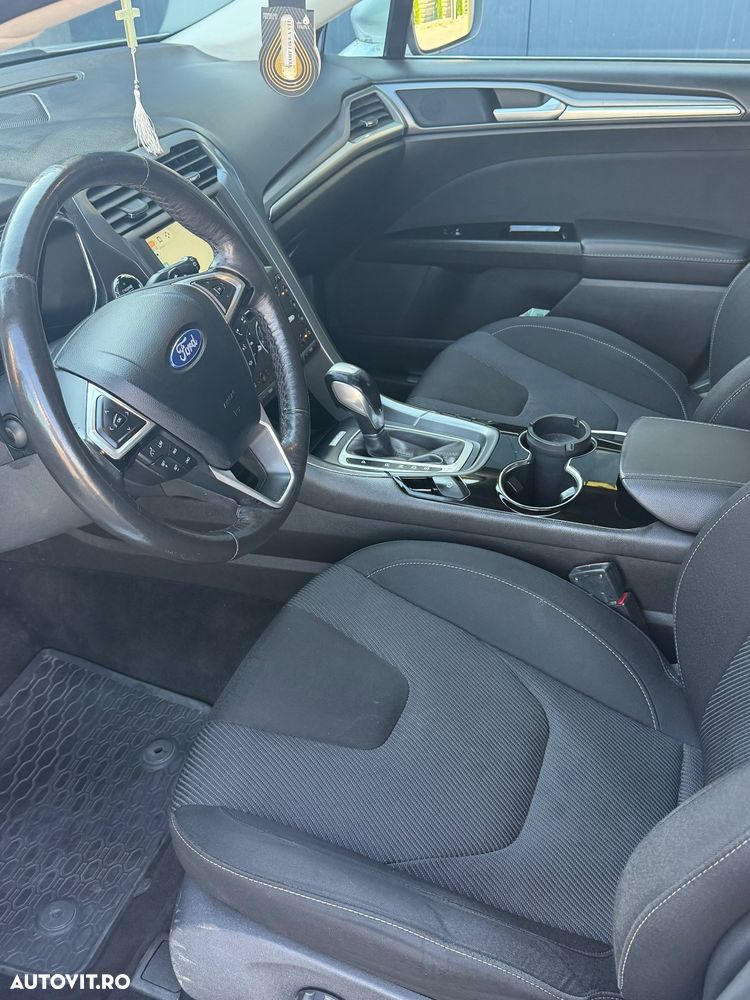 Ford Mondeo 2.0 TDCi Powershift AWD - 14