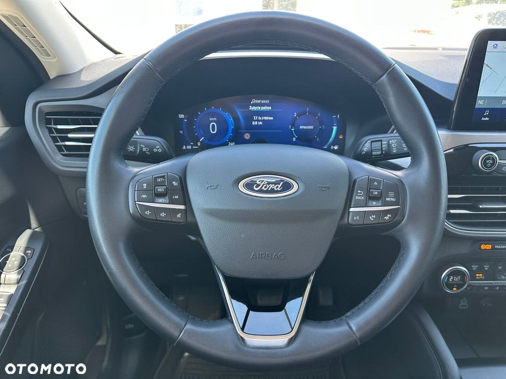 Ford Kuga - 13