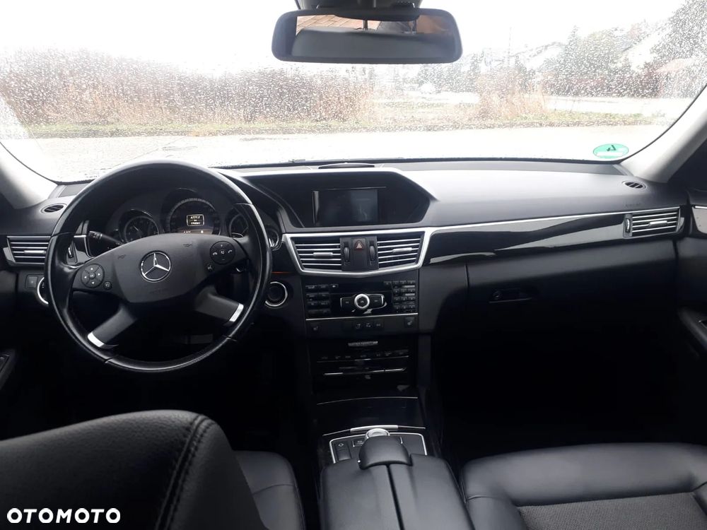 Mercedes-Benz Klasa E 220 CDI Automatik Avantgarde - 19