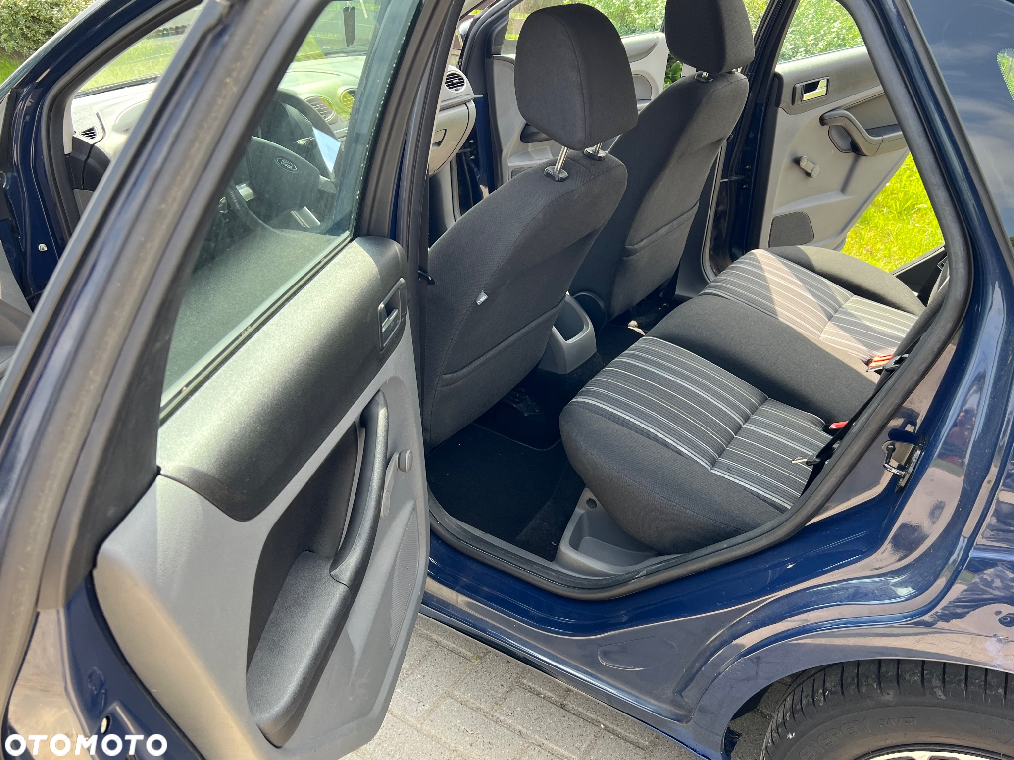 Ford Focus 1.8 TDCi Ambiente - 29