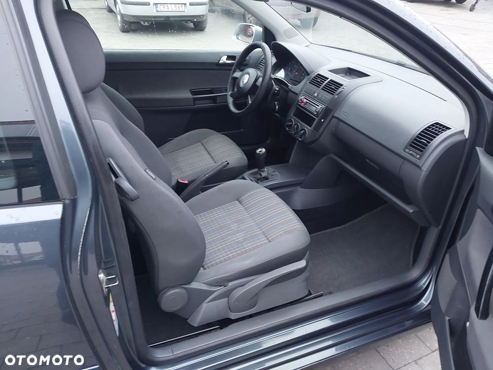 Volkswagen Polo 1.4 TDI DPF Sportline - 10