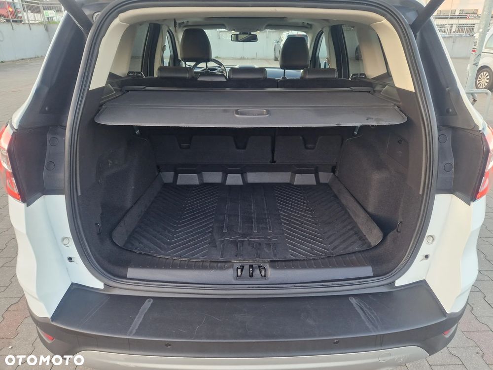 Ford Kuga 1.5 EcoBoost FWD Titanium ASS MMT6 - 4