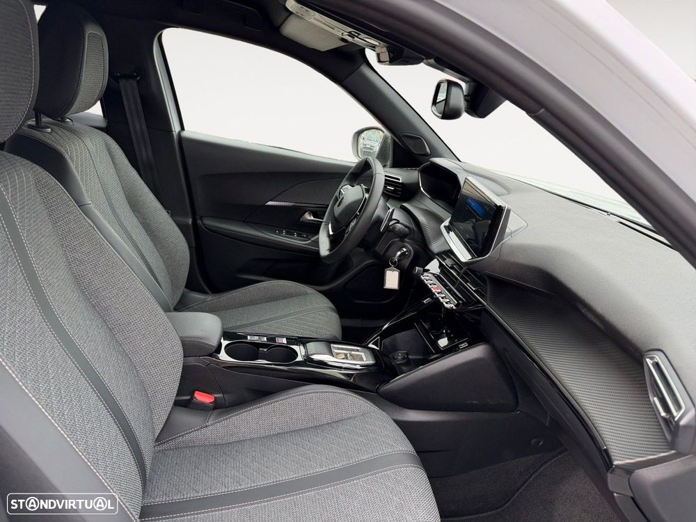 Peugeot 2008 - 15