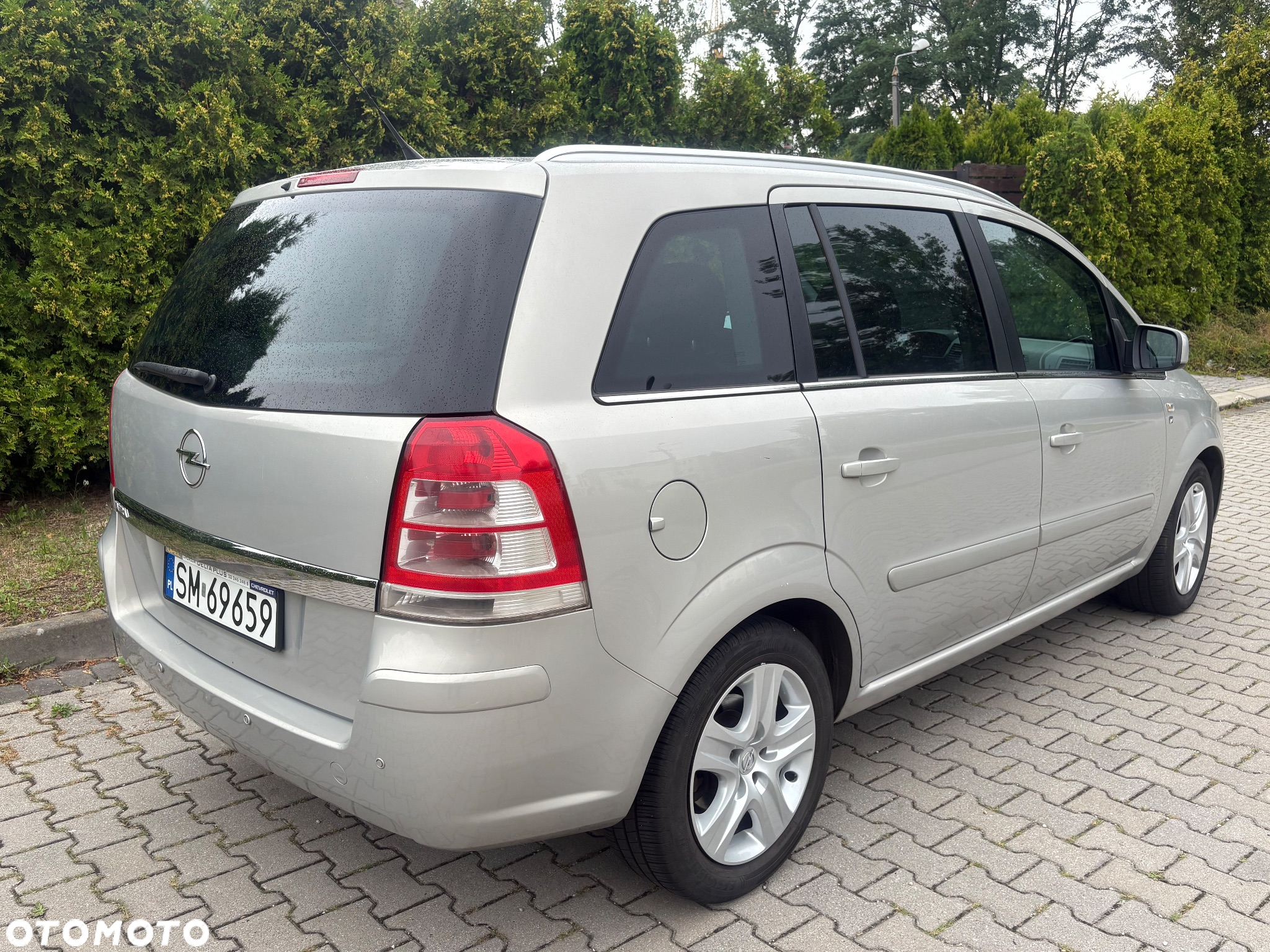 Opel Zafira 1.6 Enjoy - 2