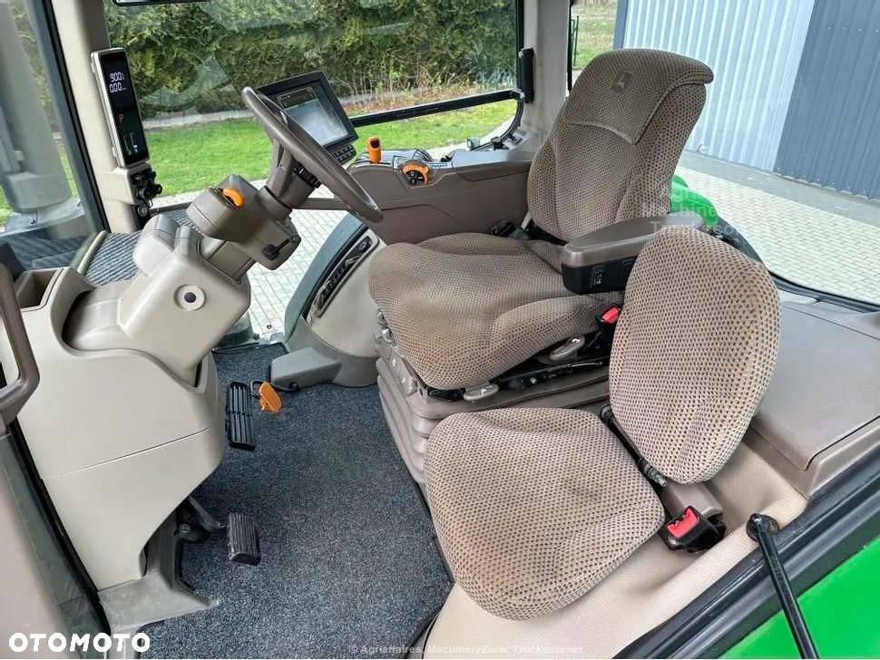 John Deere 8345R - 13