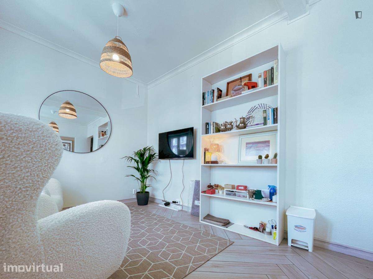 Apartamento com 4 quartos - localizado em Picoas Lisbon - Grande imagem: 4/33