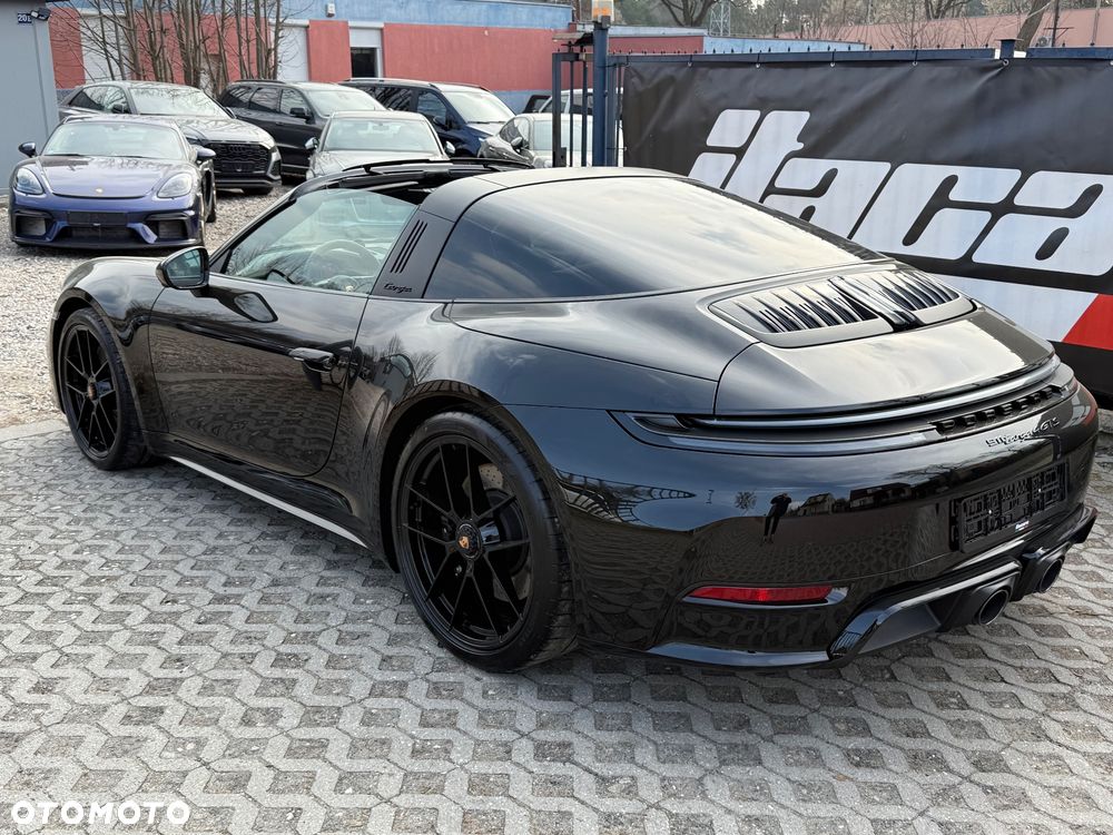 Porsche 911 Targa 4 GTS PDK - 13