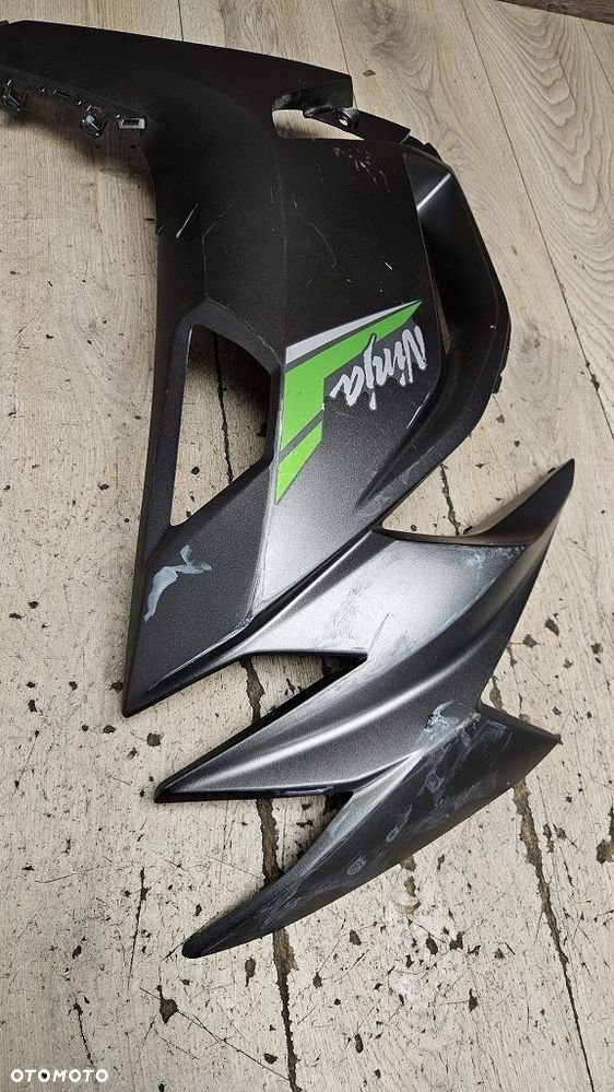 Bok prawy owiewka Kawasaki EX 650 Ninja 650 2020r  55028-0829 - 8