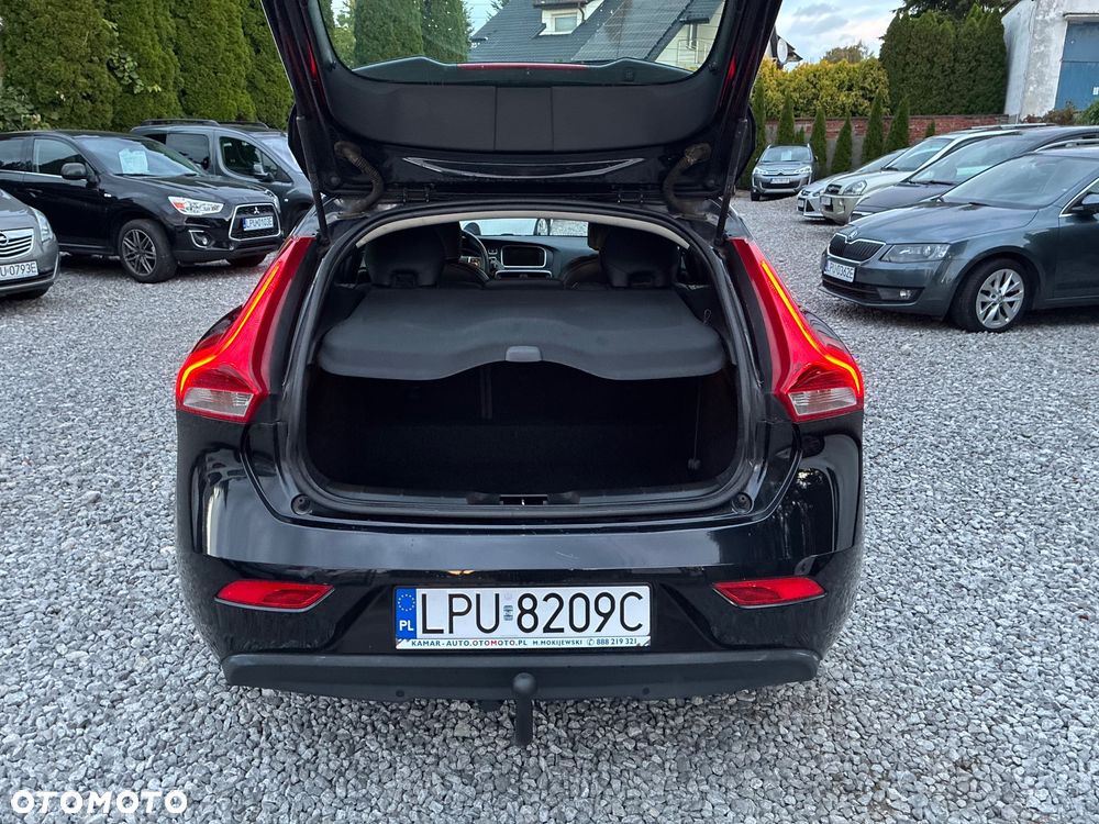 Volvo V40 - 10