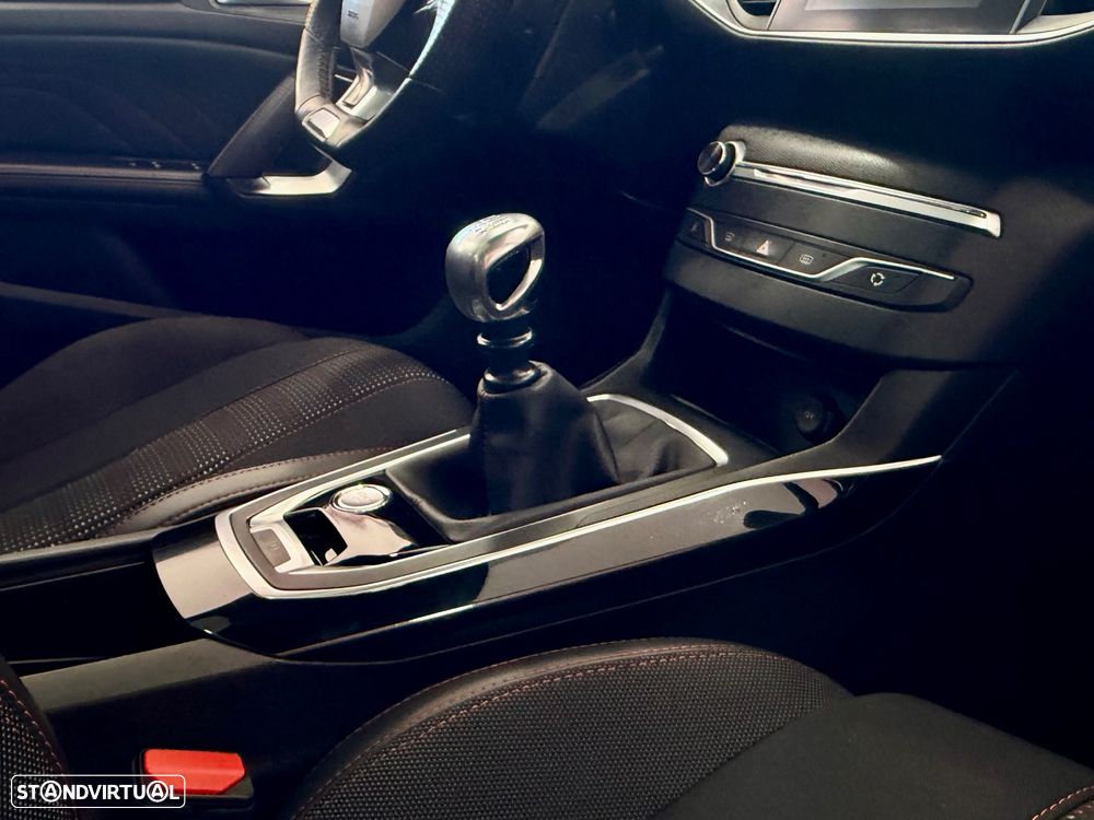 Peugeot 308 SW 1.6 BlueHDi GT Line - 20