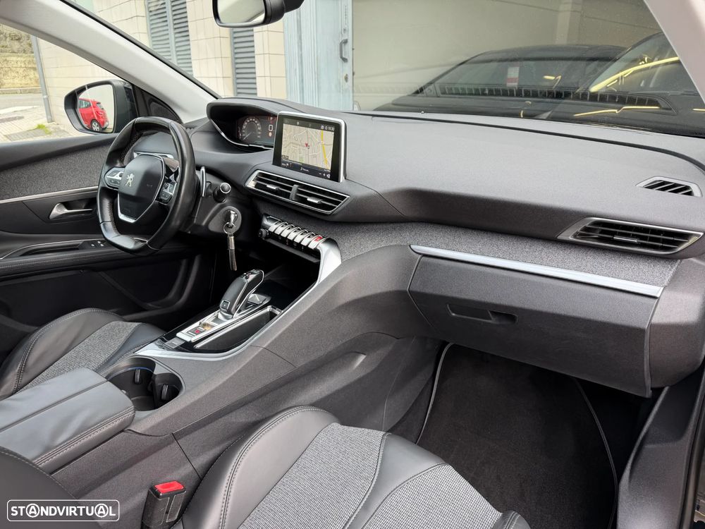 Peugeot 3008 1.6 BlueHDi Allure EAT6 - 17