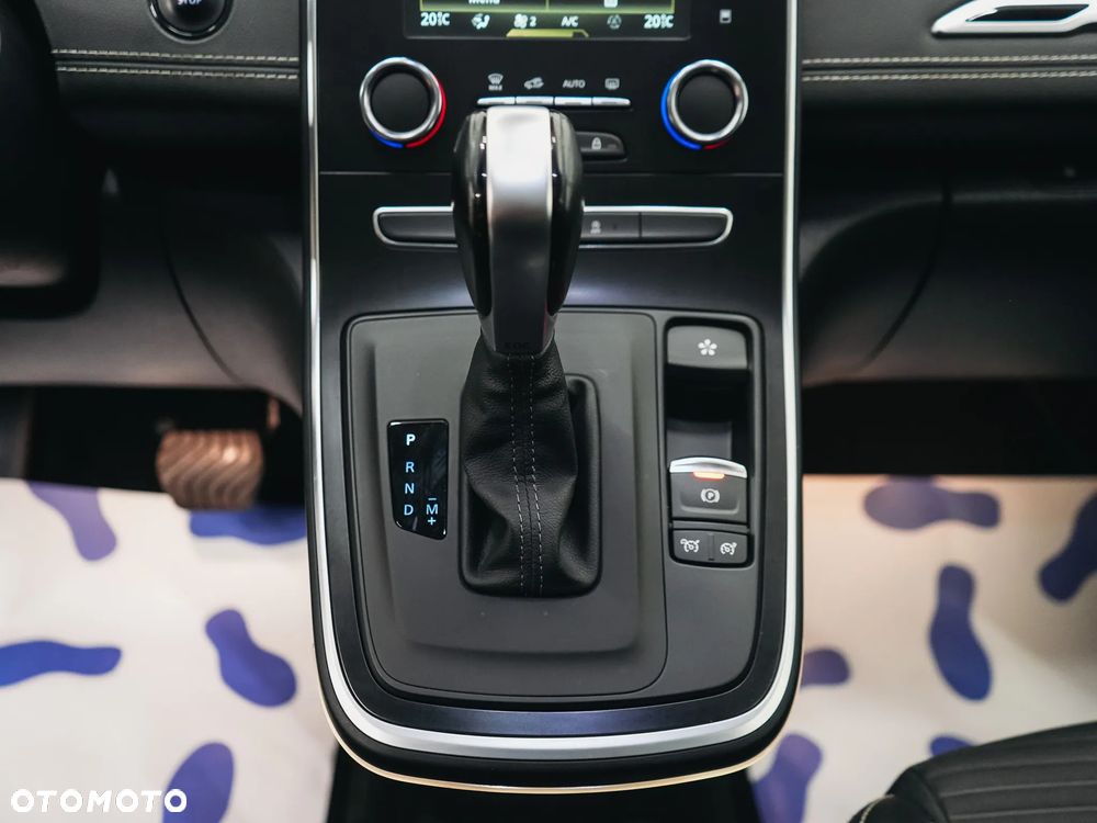 Renault Grand Scenic - 27