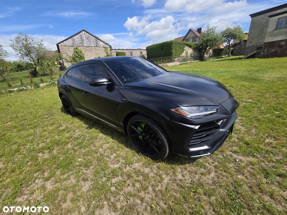 Lamborghini Urus - 8