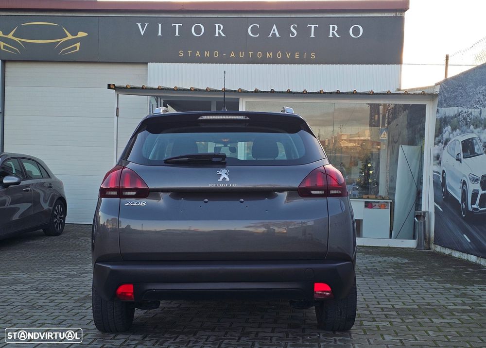 Peugeot 2008 1.2 PureTech Active - 6