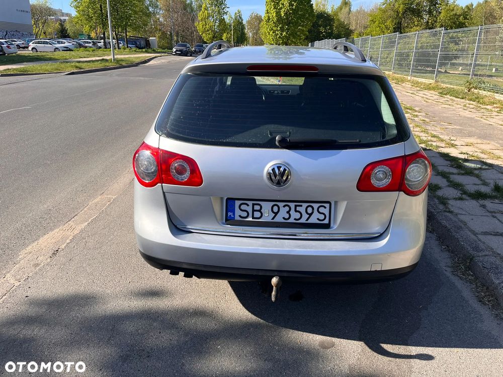 Volkswagen Passat 1.9 TDI Comfortline - 3