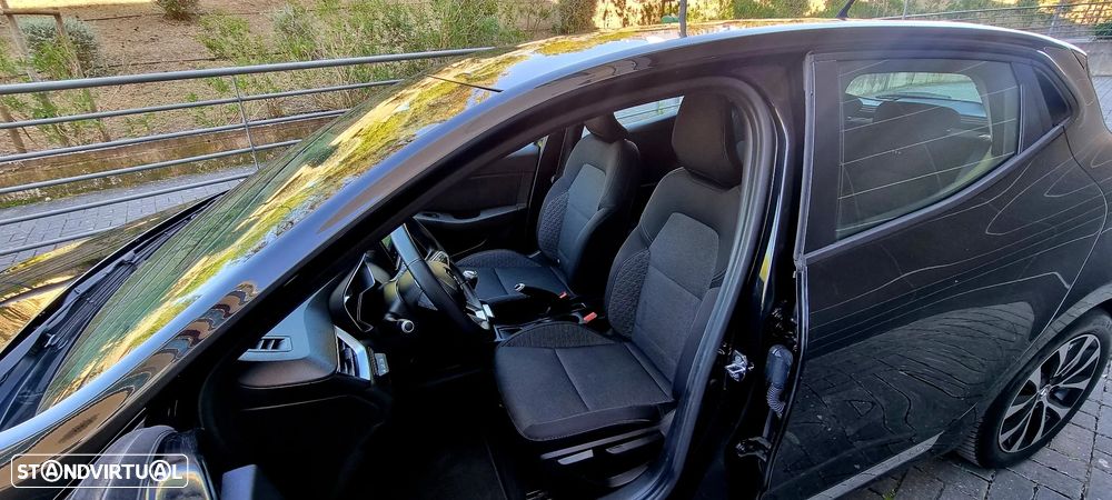 Renault Clio TCe 100 INTENS - 11