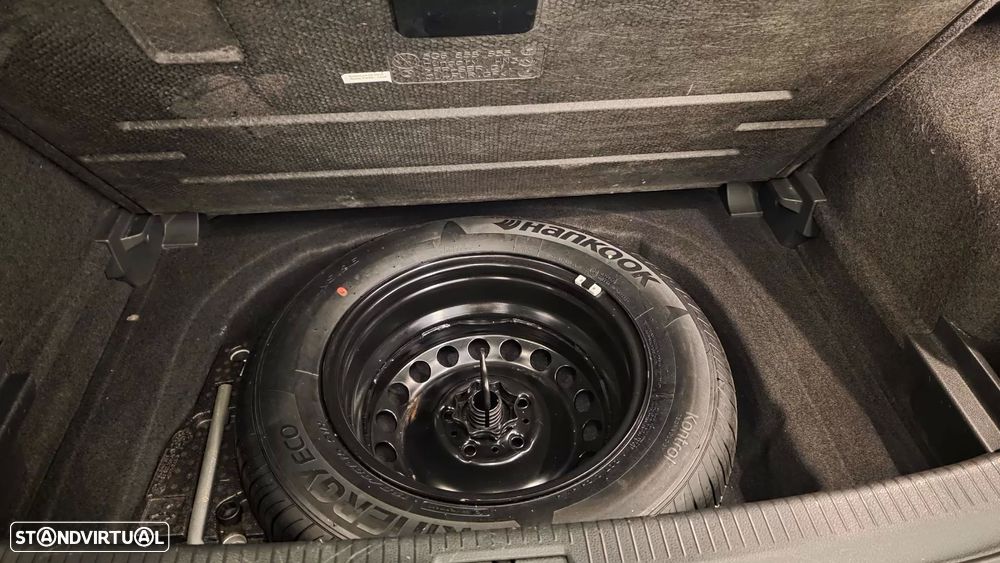 VW Golf 1.6 TDi Confortline - 24