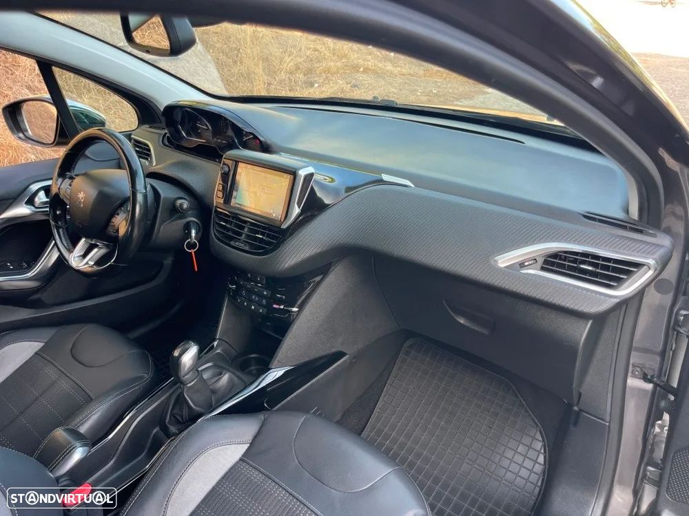Peugeot 2008 1.6 BlueHDi Allure - 36