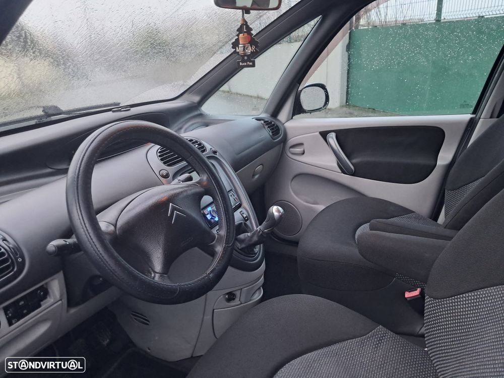 Citroën Xsara Picasso 1.6 HDi Premier Dynamique - 8