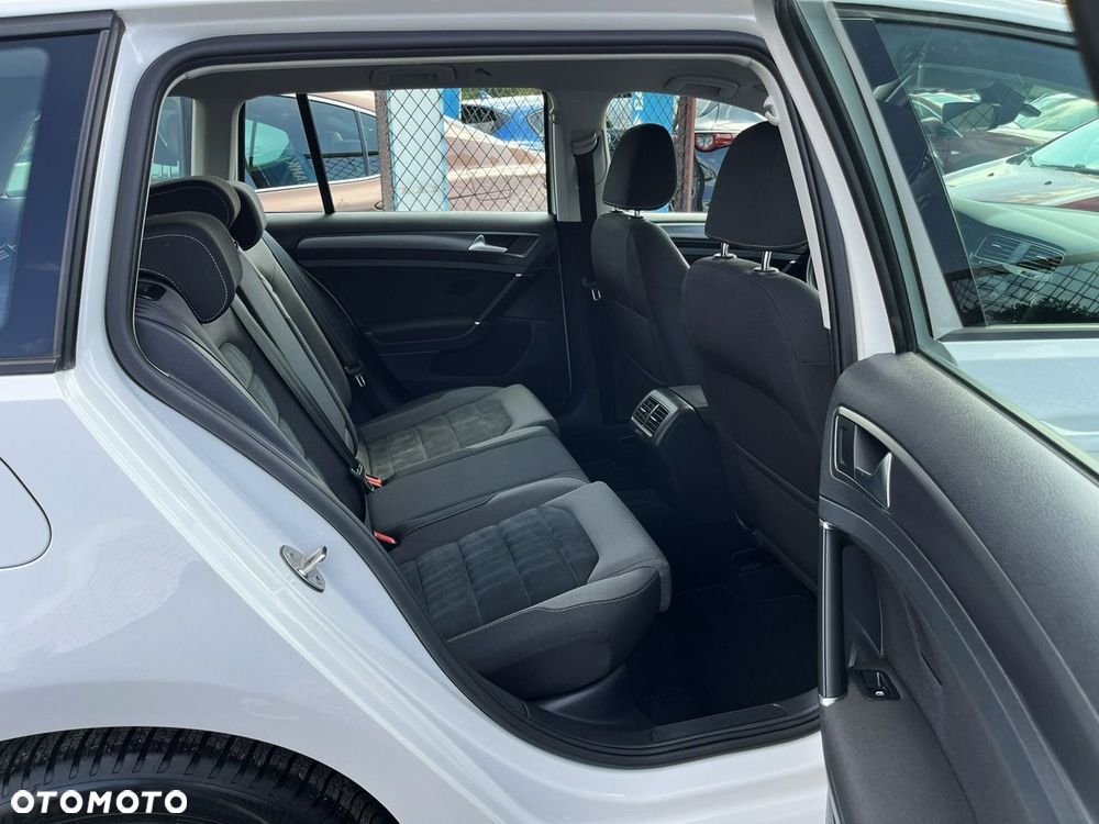 Volkswagen Golf Variant 1.4 TSI BMT Comfortline DSG - 30