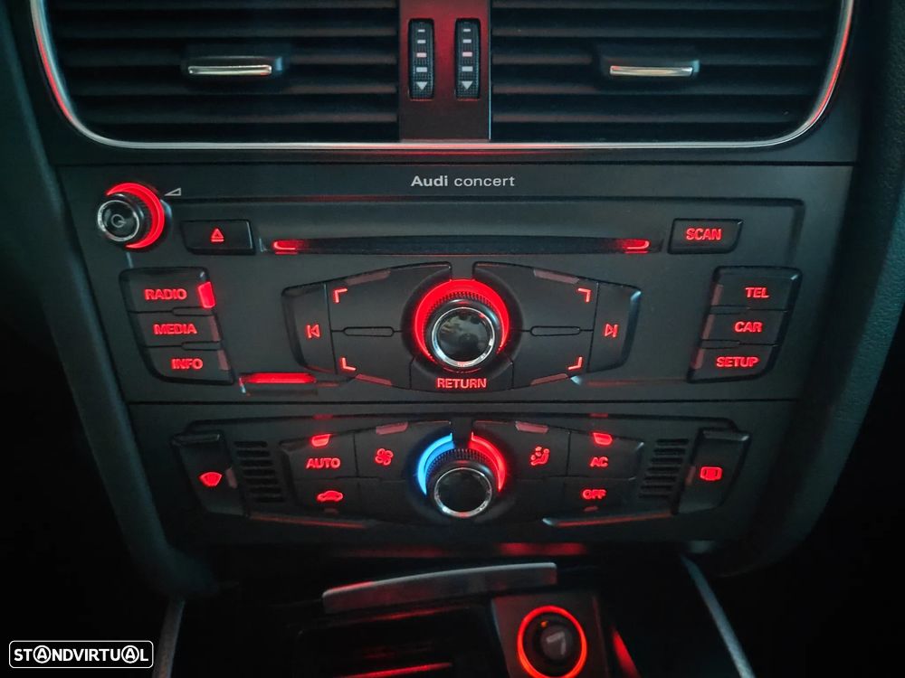 Audi A4 Avant 2.0 TDi S Edition S-line - 34