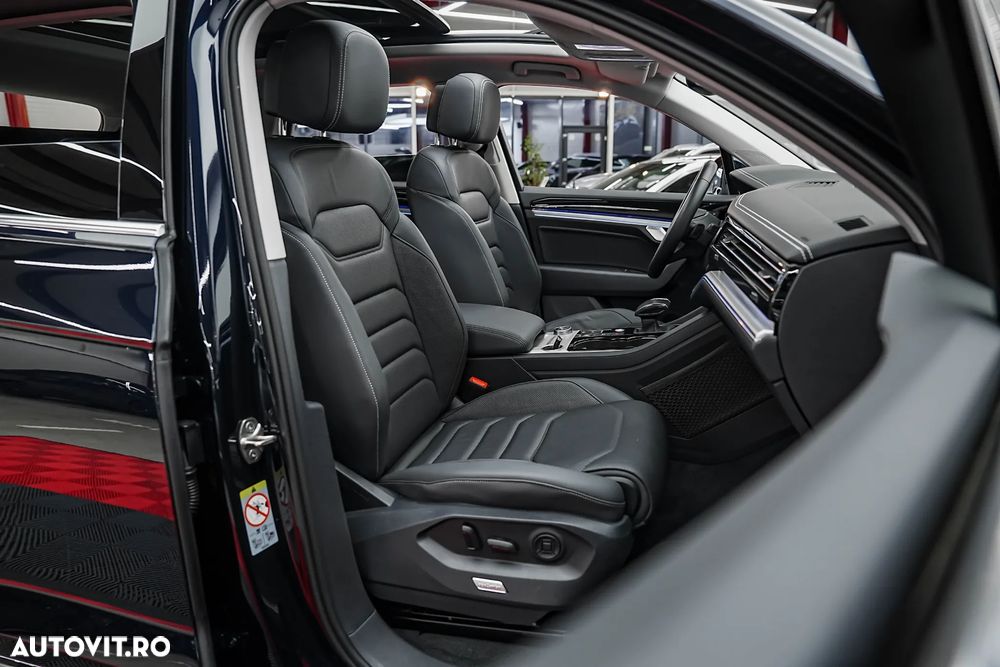 Volkswagen Touareg 3.0 V6 e-Hybrid 4Motion Aut. Elegance - 11