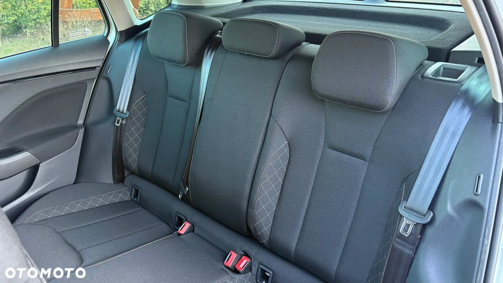 Skoda Kamiq 1.0 TSI Ambition DSG - 37