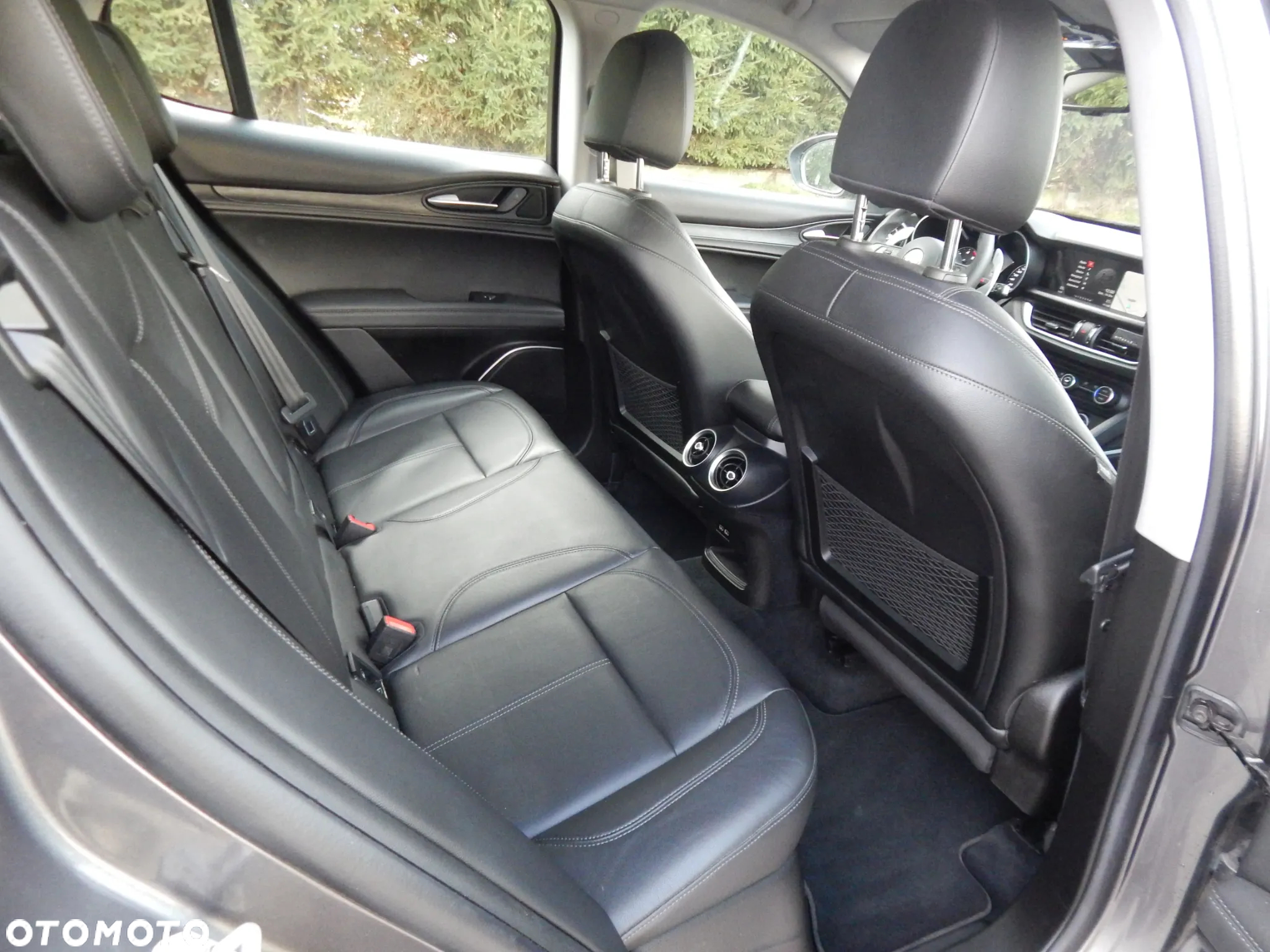 Alfa Romeo Stelvio 2.2 JTDM Q4 - 13