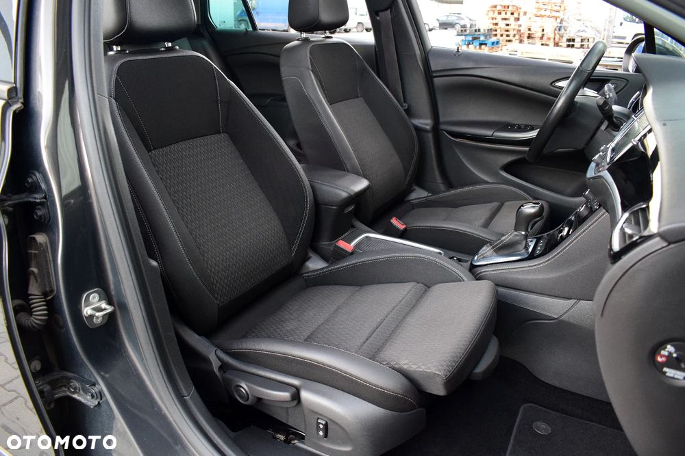 Opel Astra 1.4 Turbo Start/Stop Automatik Innovation - 31