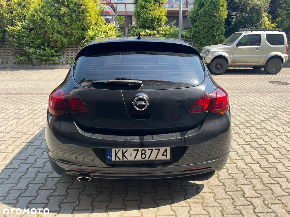 Opel Astra 1.6 Turbo Sport - 2
