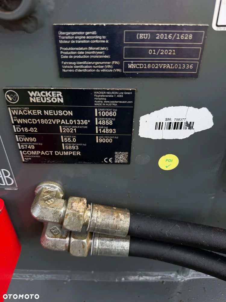 Wacker Neuson DW90 Wozidło 4x4 OBROTOWE.  9 ton ładowność z Pełną kabiną.  1799 mtg 2022 rok. Jak nowe z salonu PERKINS turbo silnik 4cylindry! Pochodzi z Norweskiego Gospodarstwa Ziemniaczanego! Pełne sterowanie dżojstik REWERS HYDROSTATIC. Ogrzewana wentylowana Kabina Opony zero zużycia. Aktualna DEKRA. Kamery wysokiej jakośći! Zero luzów i wycieków. Szybka wolna jazda. Wielka Okazja. Oświetlenie pełne Fabryczne. Hak. Podzespoły dosłownie Nowe! Lokalizacja NOWY SĄCZA - 10