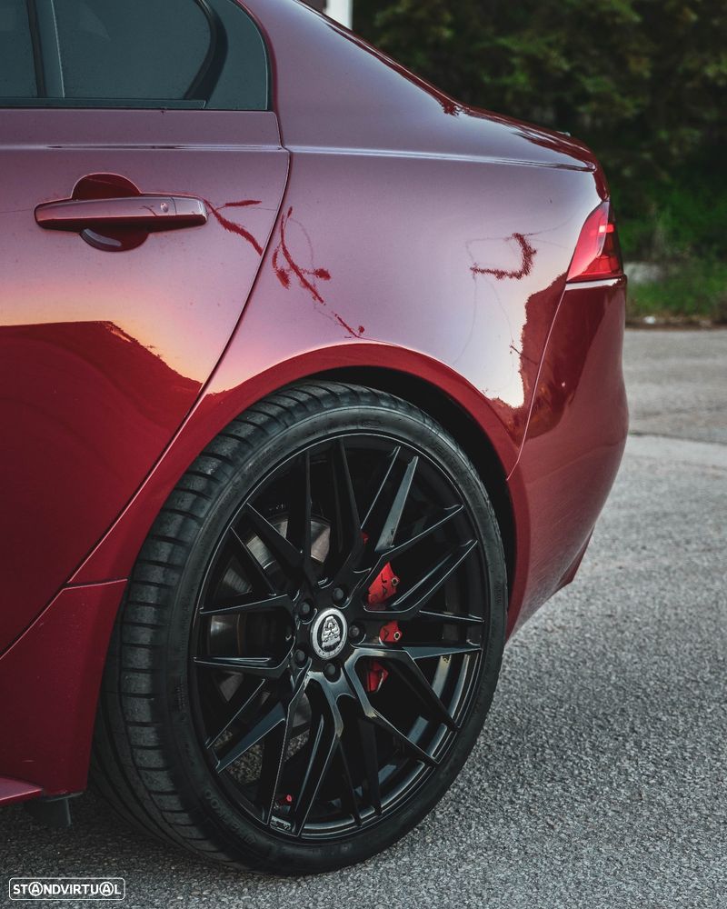 Jaguar XE 2.0 D R-Sport Aut. - 21