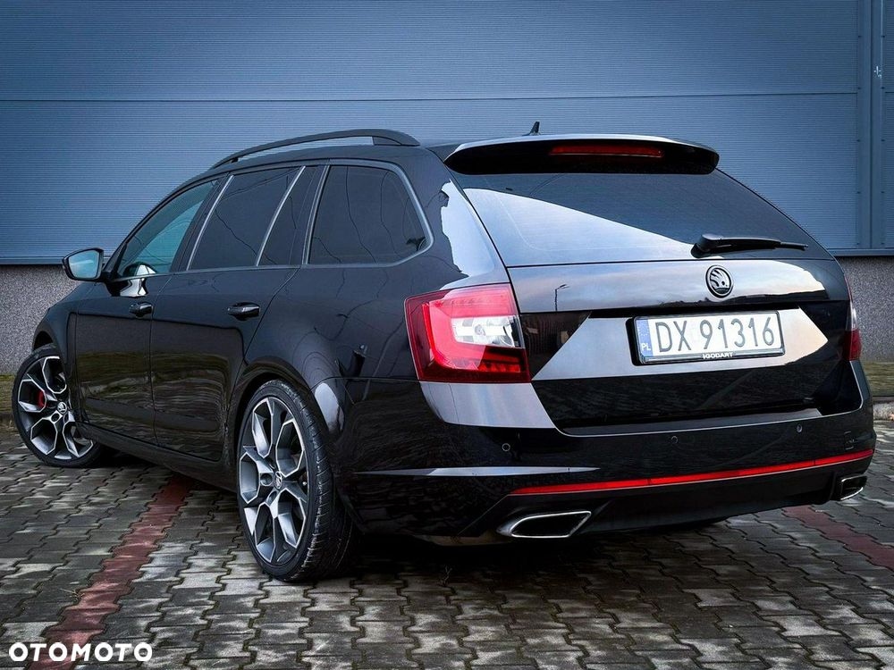 Skoda Octavia 2.0 TSI RS Challenge 245 DSG - 3