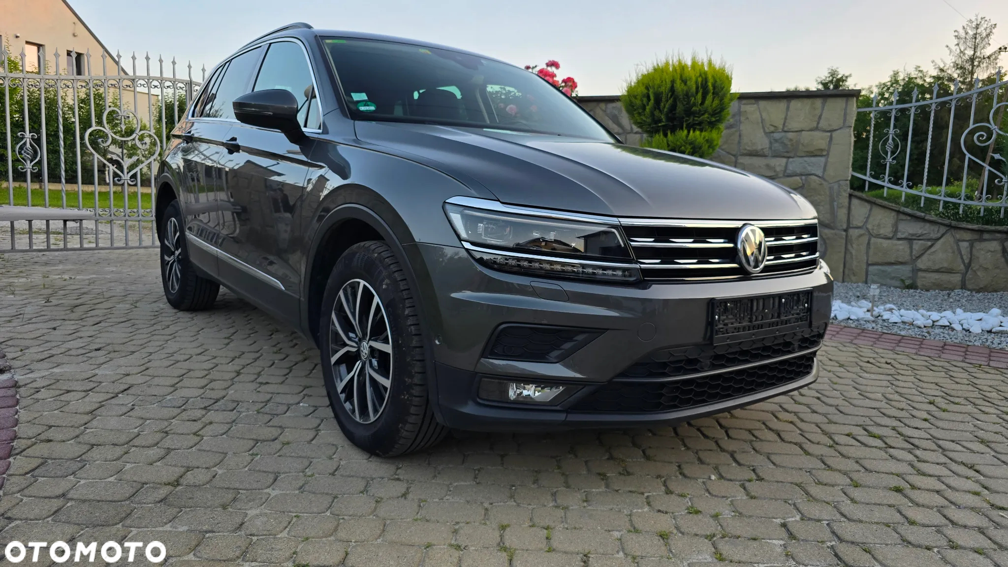 Volkswagen Tiguan - 26