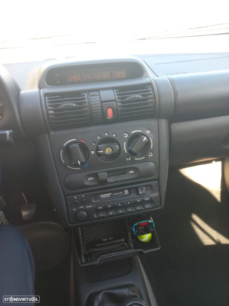 Opel Corsa 1.0 Eco - 11