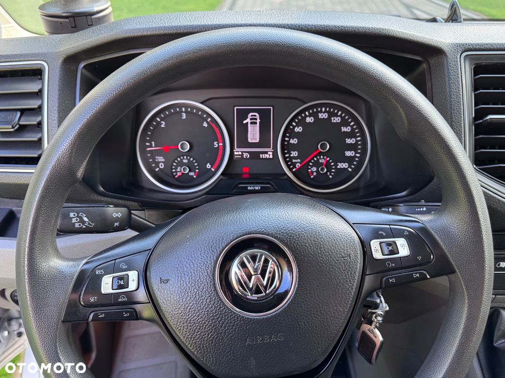 Volkswagen Crafter - 11