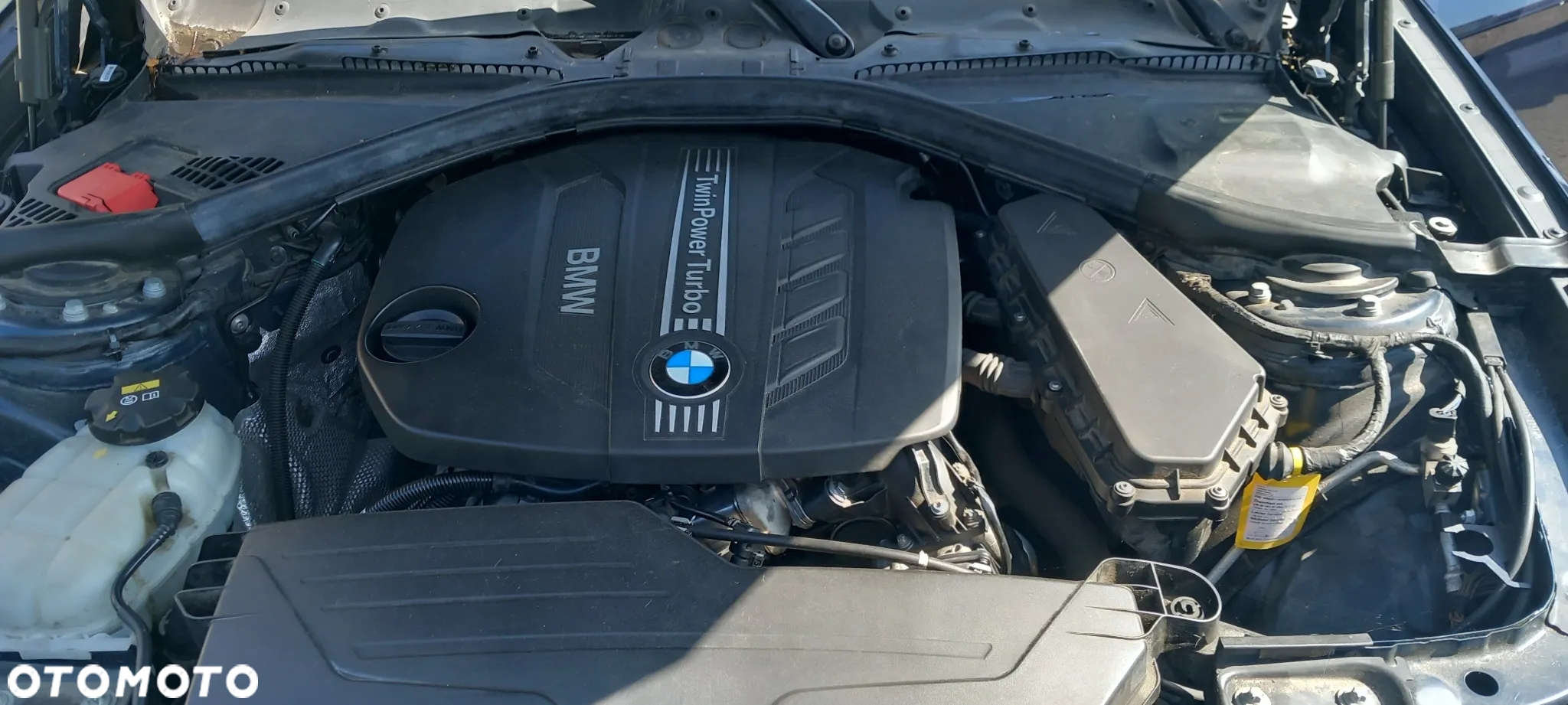 BMW Seria 3 318d Luxury Line - 13