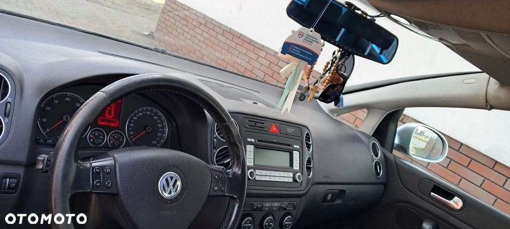 Volkswagen Golf Plus 1.6 FSI Comfortline - 6