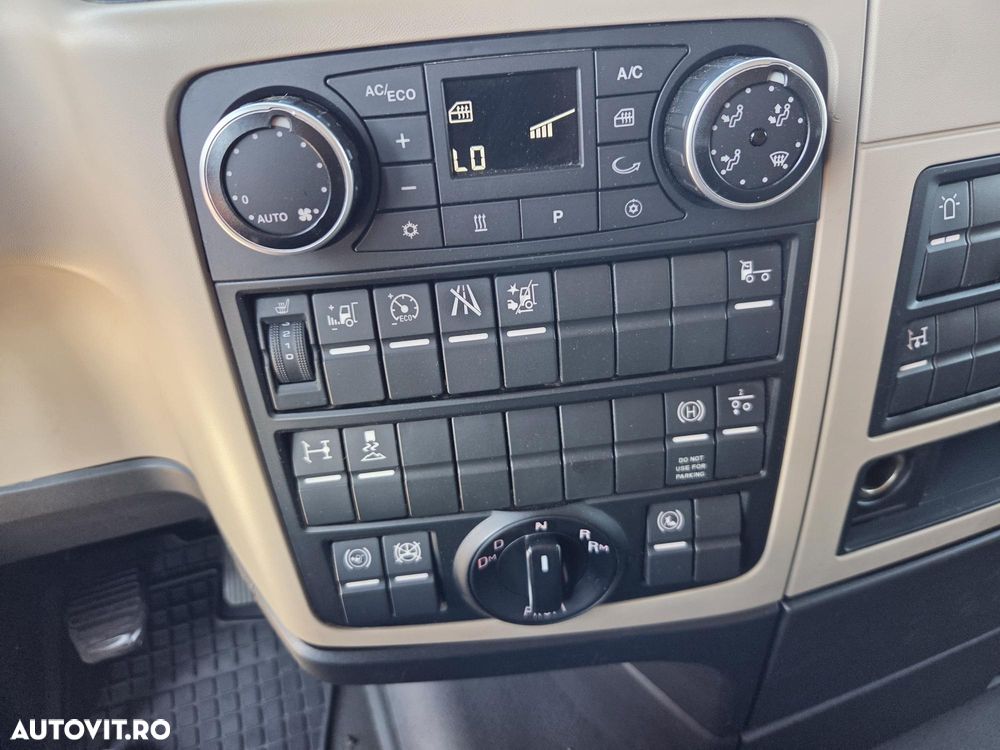 MAN TGX 18.500 4x2, 2018, 485.044km, rulata in GERMANIA, Carte identitateRAR, KIT BASCULARE, FULL OPTION, cutie automata+intarder, frigider, Aer cond STATIONARE, jante Aluminiu, anv 80% ok, rez aluminiu, posibilitate leasing 2 ani-PROMOTIE 21.900 Eur+Tva - 22