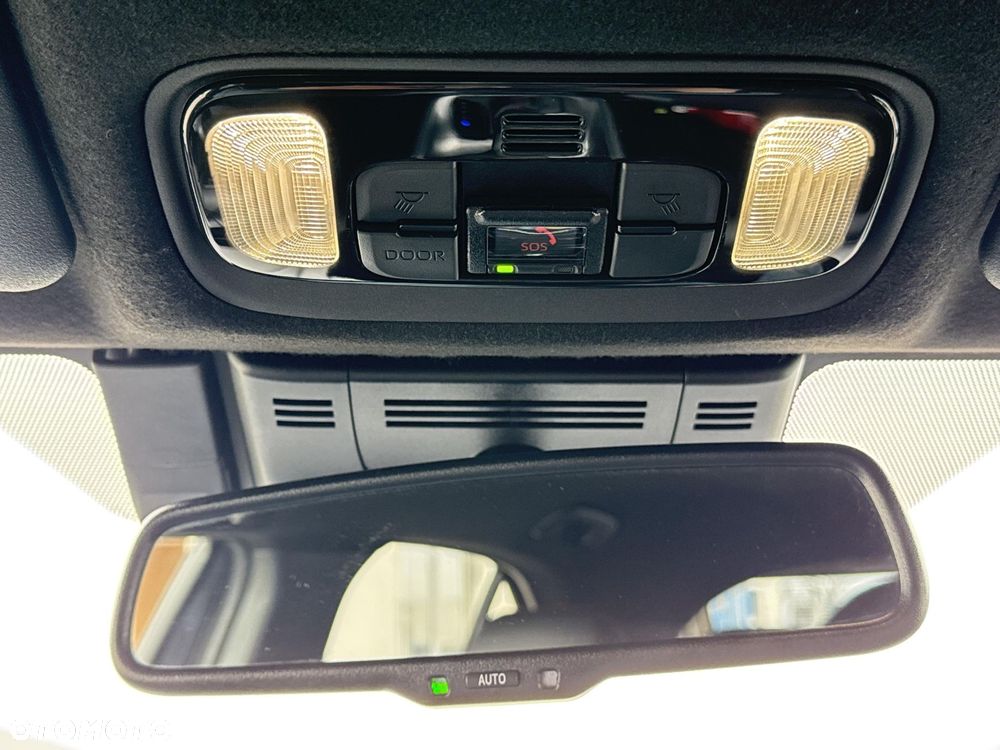 Toyota Yaris Cross Hybrid 1.5 GR Sport - 24