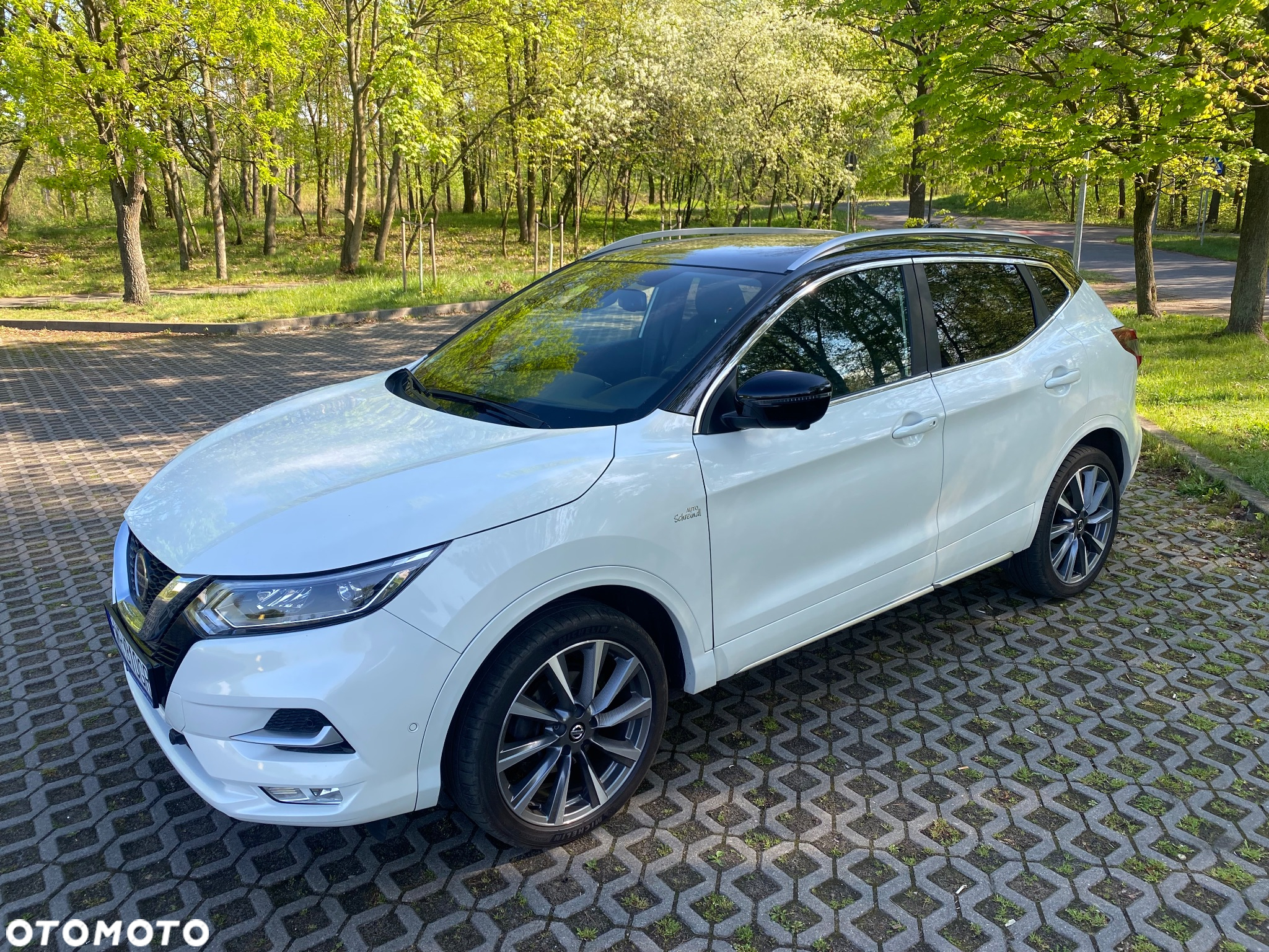 Nissan Qashqai 1.3 DIG-T DCT TEKNA+ - 4