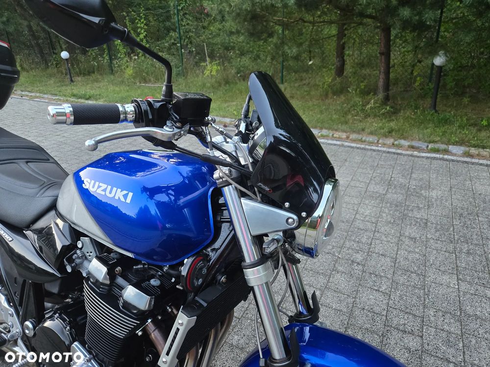 Suzuki GSX - 20