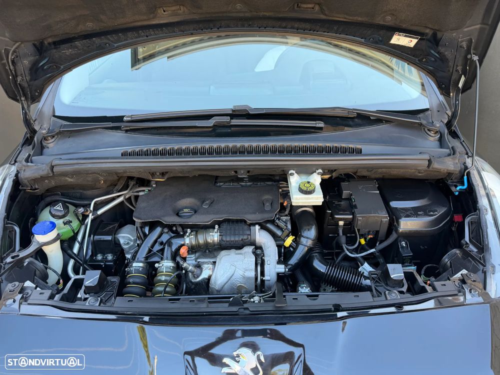 Peugeot 5008 1.6 HDi 7L Allure - 14