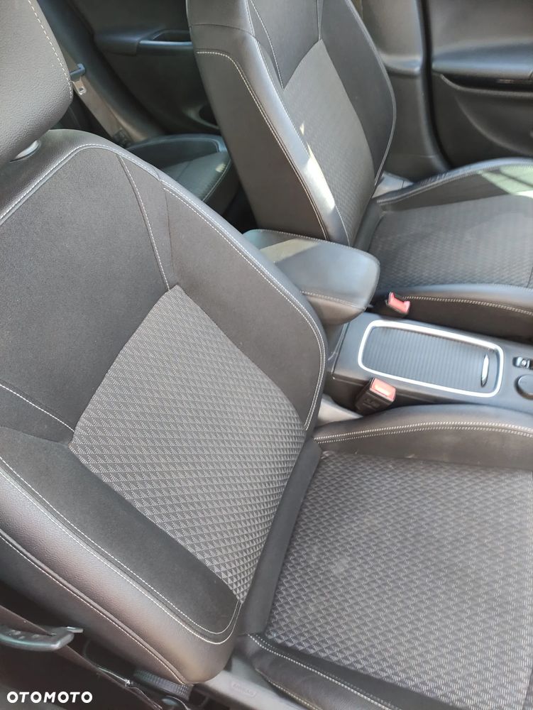 Opel Astra 1.6 D Start/Stop Business - 29