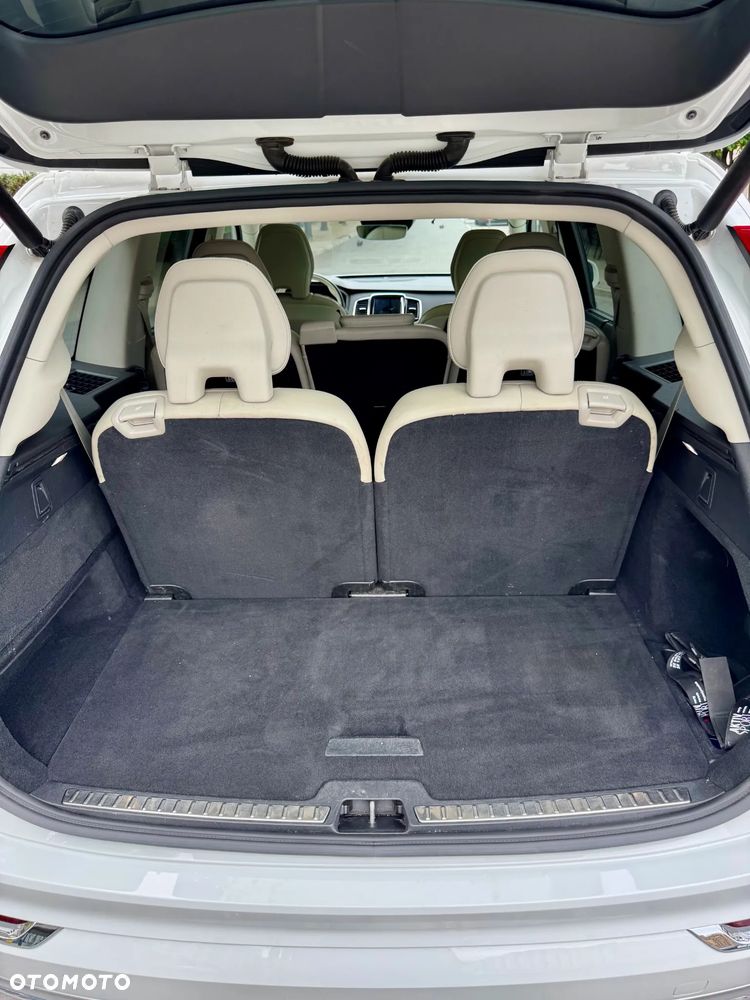 Volvo XC 90 B5 D AWD Inscription 7os - 13