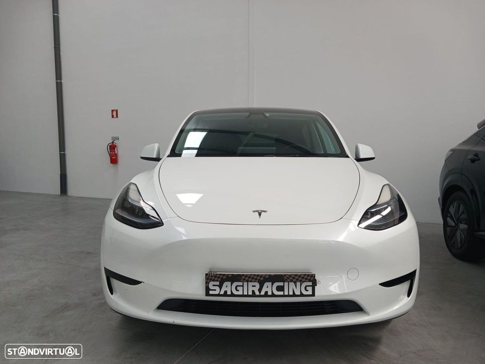 Tesla Model Y Standard - 3