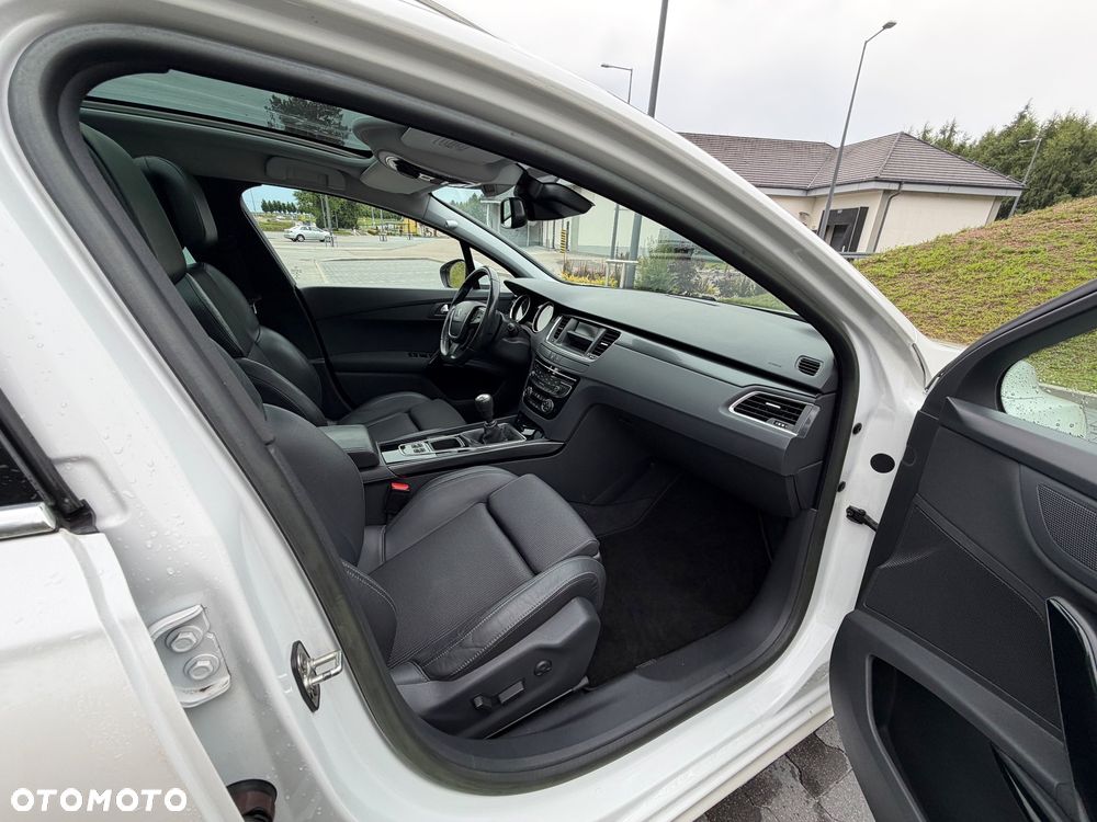 Peugeot 508 1.6 T Allure - 24