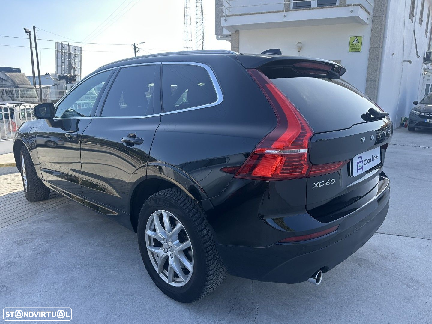 Volvo XC 60 T8 Twin Engine AWD Geartronic Momentum - 6