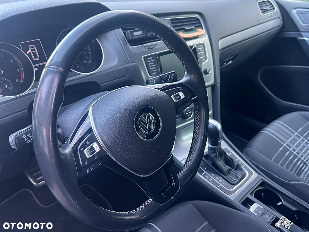 Volkswagen Golf 1.4 TSI BMT Comfortline DSG - 16