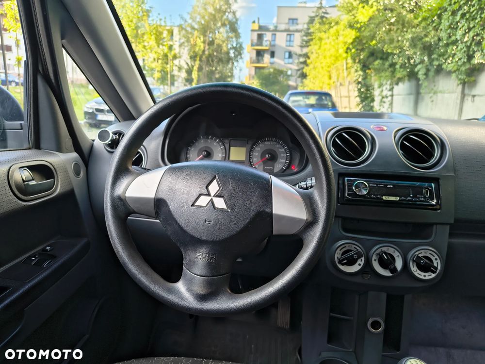 Mitsubishi Colt 1.1 Inform - 12